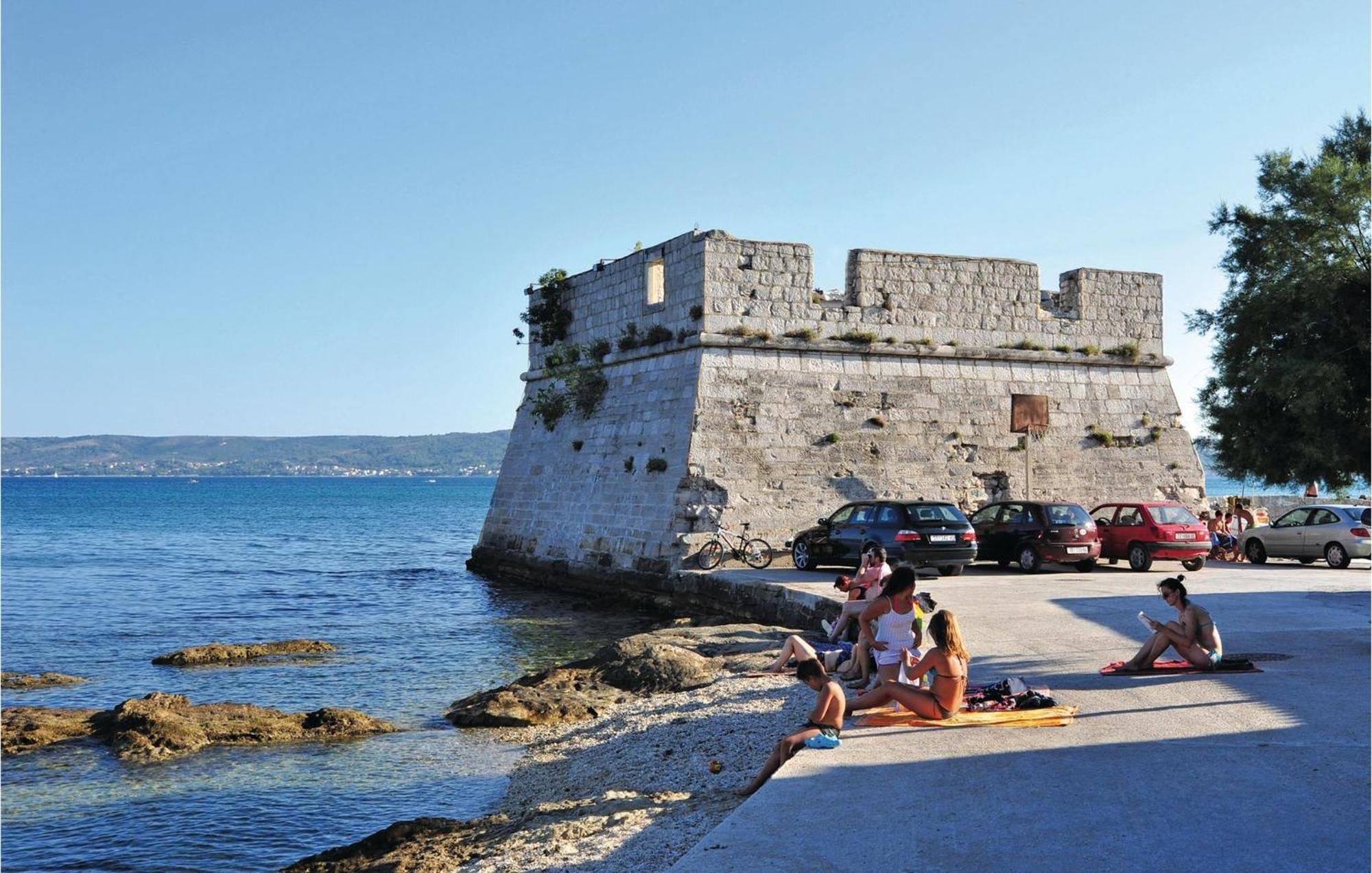 Nice Apartment In Kastel Stafilic With Sauna Kaštela 外观 照片